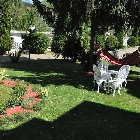 Kraljica Apartment *