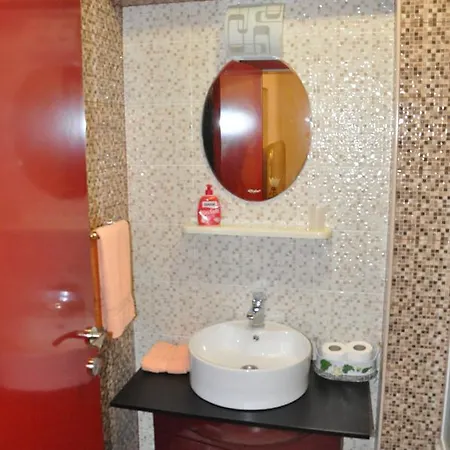 Kraljica Apartment *